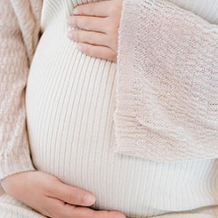 像下面这👩‍❤️‍👩类图片🌞，就是我为了模🇰🇭拟这个案例做的🅿